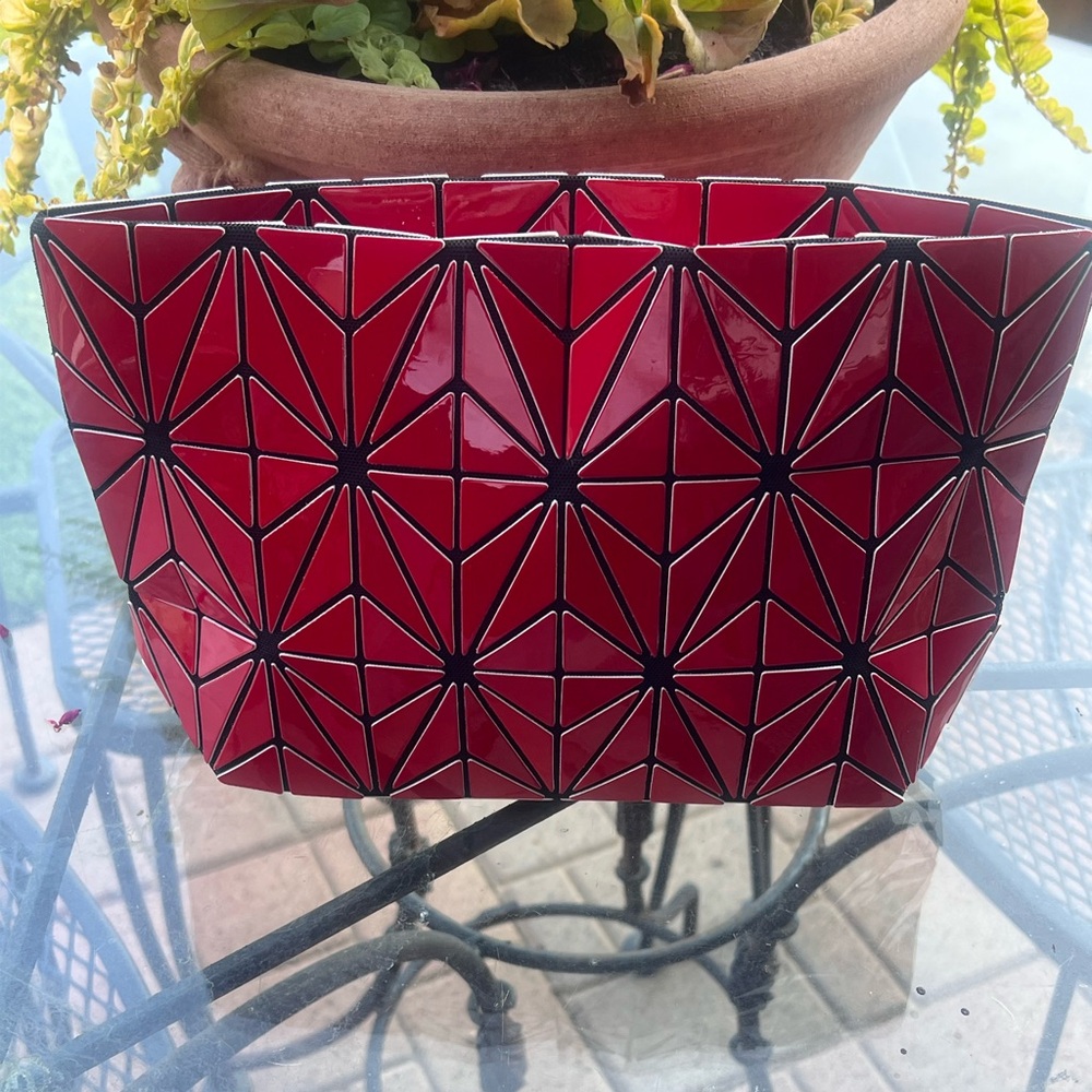 Patrizia Luca Geometric Red and Black Purse